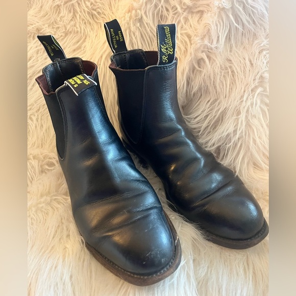 RM Williams Craftsman Black Slip on Chelsea Ankle Boots Size US 9 wide - Picture 1 of 9
